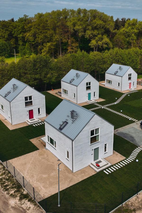 Morze2 - Domy Caloroczne Nad Morzem Lubiatowo  Exterior foto